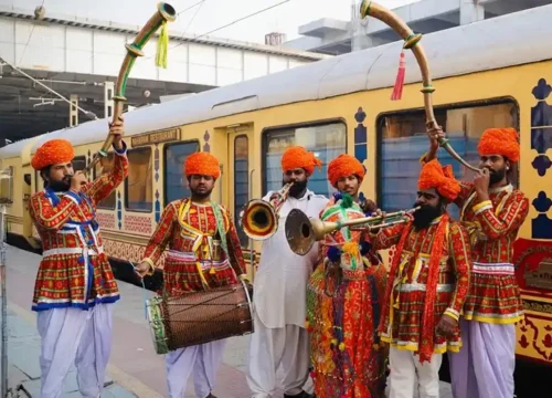 Top interesting Facts About the Palace on Wheels – Luxury Train
