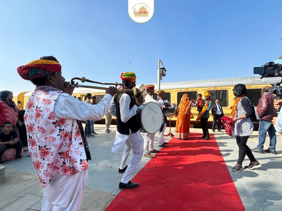 Palace on Wheels - Royal Journey