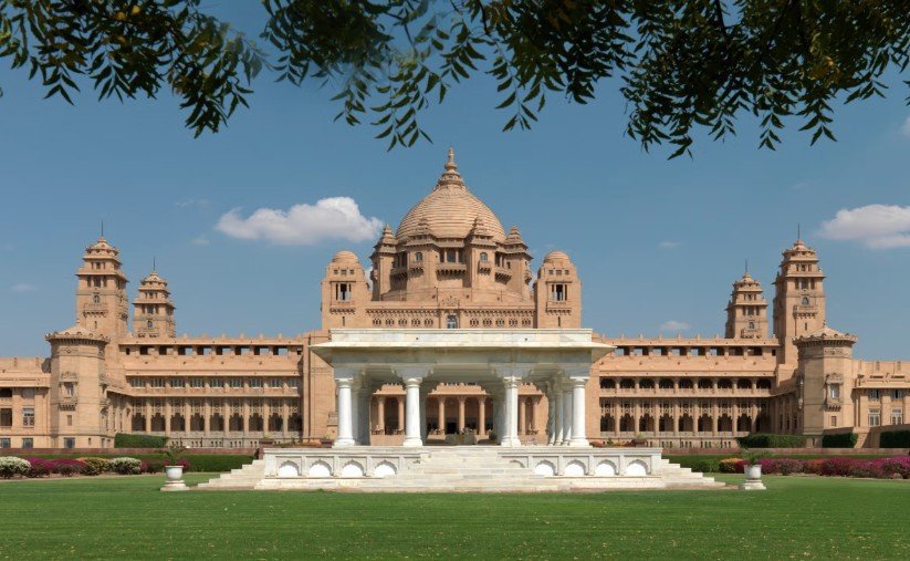 Umaid Bhawan Palace Jodhpur: A Living Legend on the Palace on Wheels